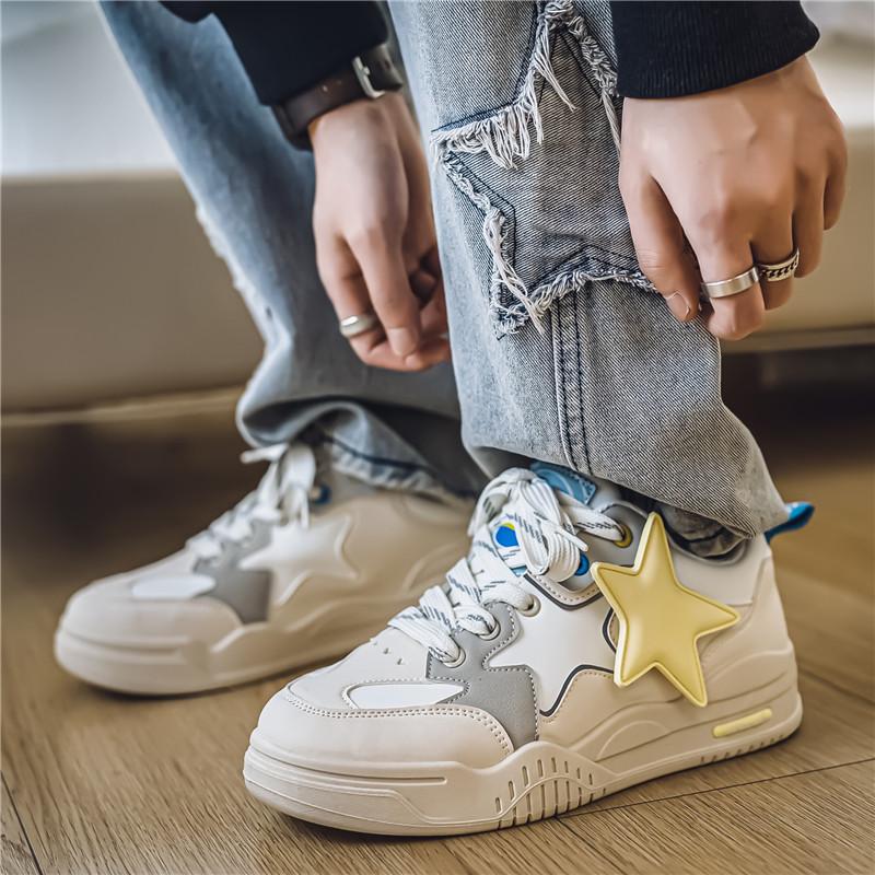 Men's New Leather Star Style Casual Sports Shoes Are Lightweight, Durable, and Versatile. They Are Men's Casual Lace Up Sneakers