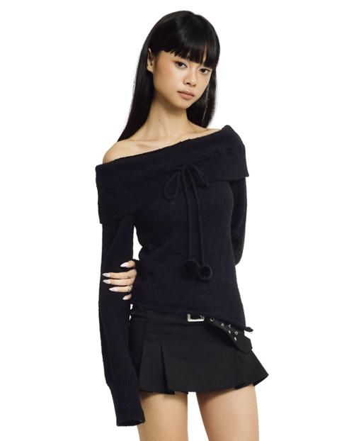 Poeoling Cotton Candy Off-Shoulder Knit (Black)