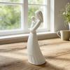 yangyizhi 3D Printed Mother and Child Sculpture, Matte White Abstract Embrace Statue with Anti-Tipping Base, Minimalist Home Decor for Living