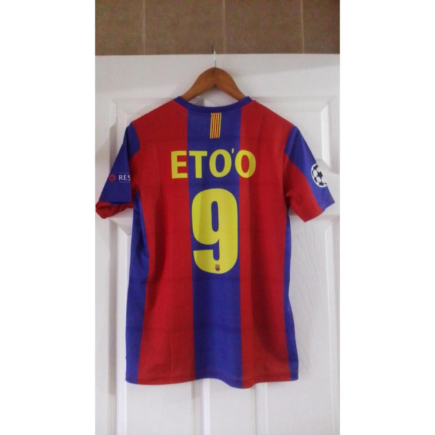 

Джерси Барселоны Это о 2007/2008 Этоо Ностальгия