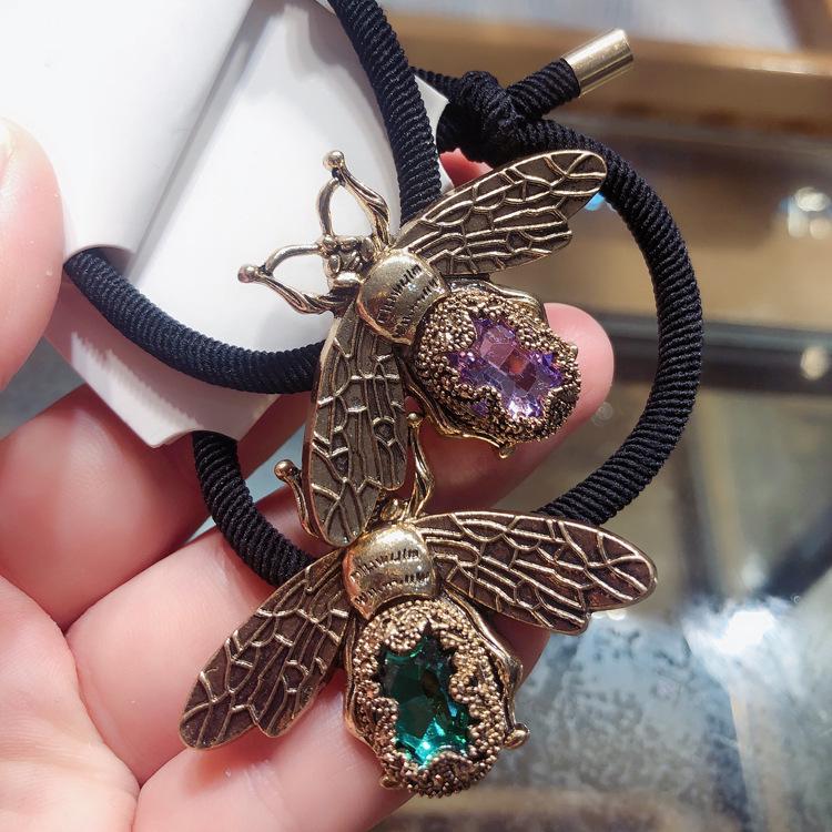 Korean-Style Retro Gemstone Bee Hair Tie - Trendy Hair Accessory
