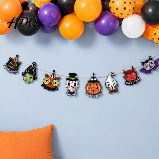 Halloween Scene Setting 8Pcs Bunting Banner Pumpkin Ghost Bat Witch Cartoon Hanging Garland Indoor Seasonal Party Supplies Retro Wooden Wall