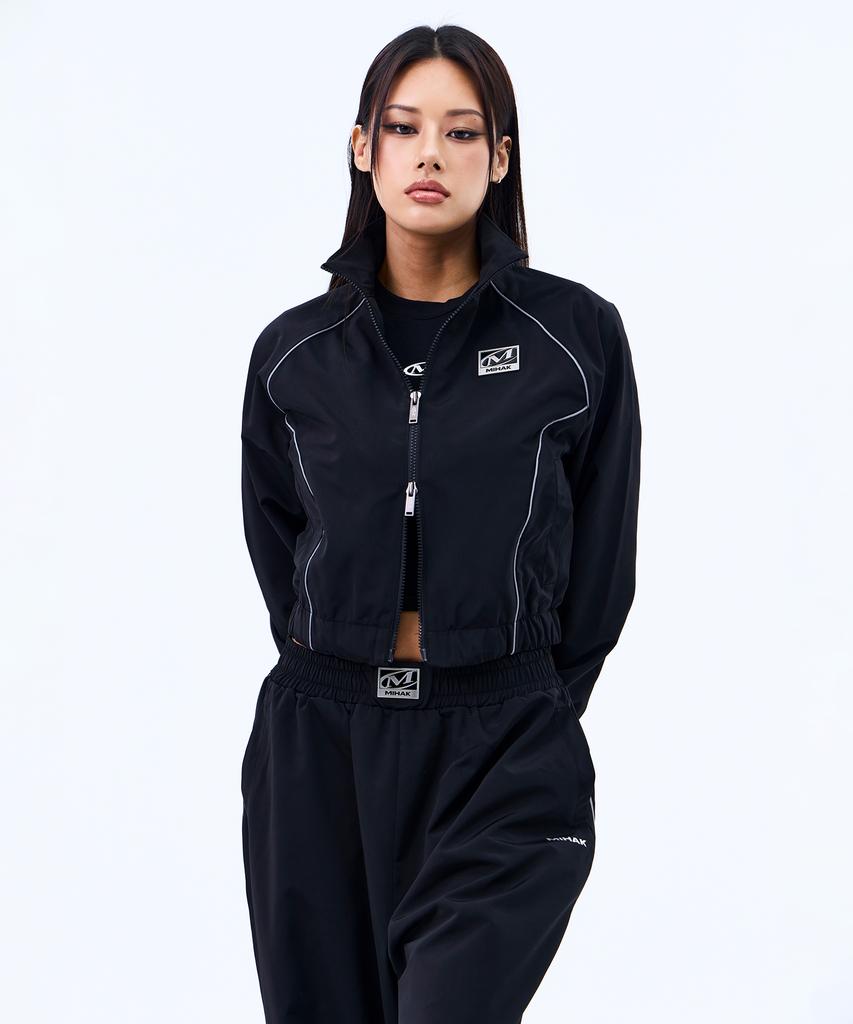 Mihak Metal Plate Piping Crop Warm-Up Jacket (Black)