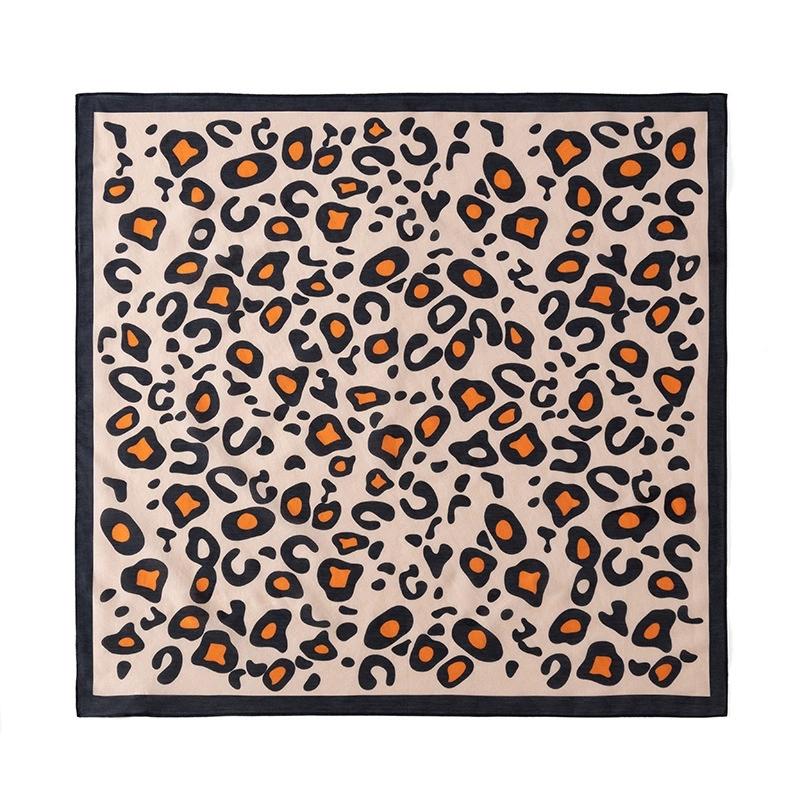 Leopard Print Cotton Silk Blend Scarf Women Autumn Vintage Head Scarves Square Scarves 65*65Cm