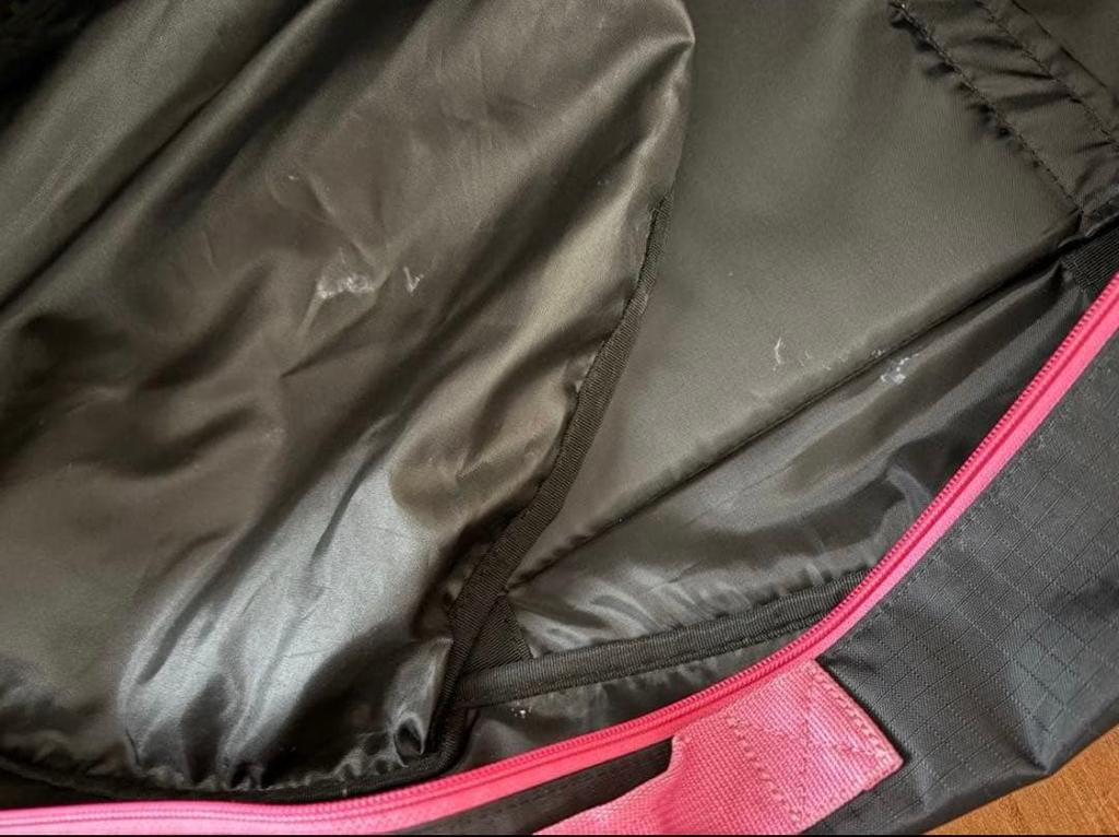 [USED] Yonex Racket Bag, Black/Pink, Lightning Bolt Pattern