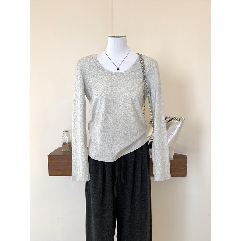 Simple collar straight shoulder bottoming shirt women's white shirt spring slim-fitting and thin long-sleeved top with pure desire