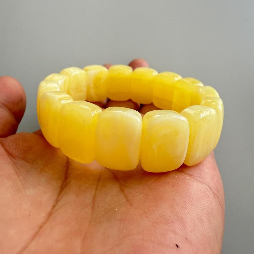 Second Gen Amber & White Flower Beeswax Fluorescent Bracelet Gift