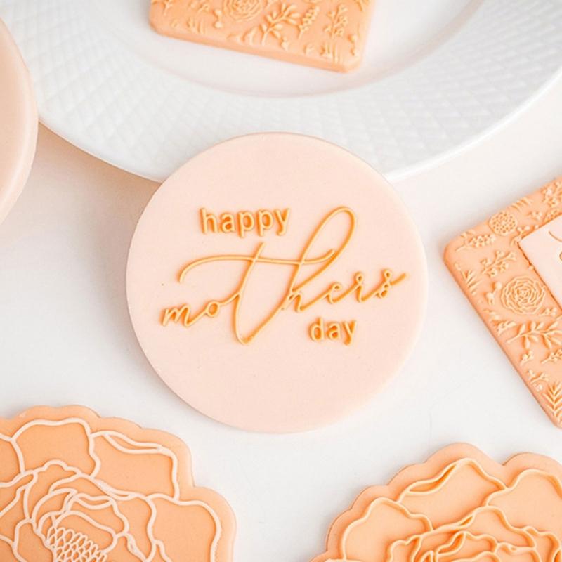 Mother's Day Fondant Mold Cookie Embossing Mould Easy Releases Plastic Cake Decorating Tool for Baking Enthusiasts