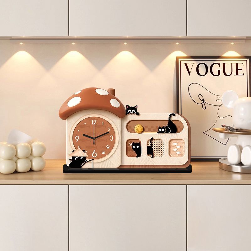 Cute Cartoon Desktop Pendulum Table, Living Room Entrance Decorative Item, Silent Clock