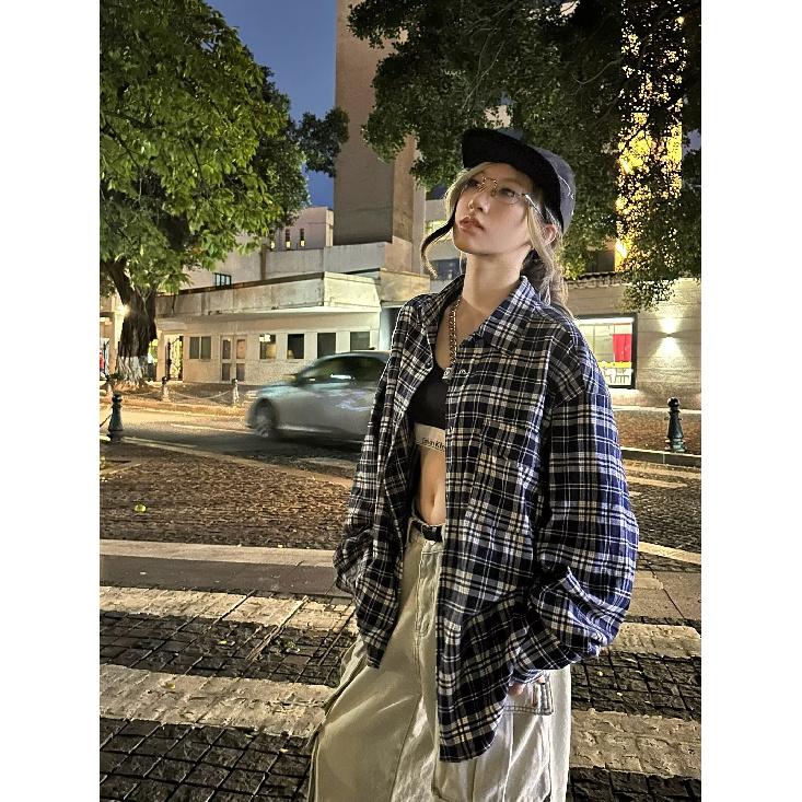 2024 Rutig långärmad skjorta Japansk Hong Kong Style Ins Lös skjorta Pojkar Sommar Trendig Mångsidig Casual Coat