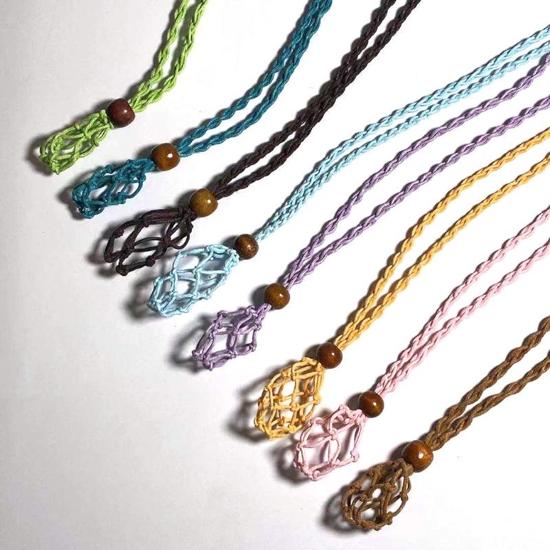 Natürlicher Kristallquarz für Roh-Netztaschen-Anhänger Kristall-Halskette Heilstein Reiki-Hängeobjekte Handwerk Mit Gewebtes Seil