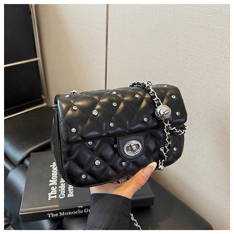 

Новая модная универсальная цепочка маленькая квадратная сумка лето ромбовидная на плечо сумка-мессенджер женская чёрный