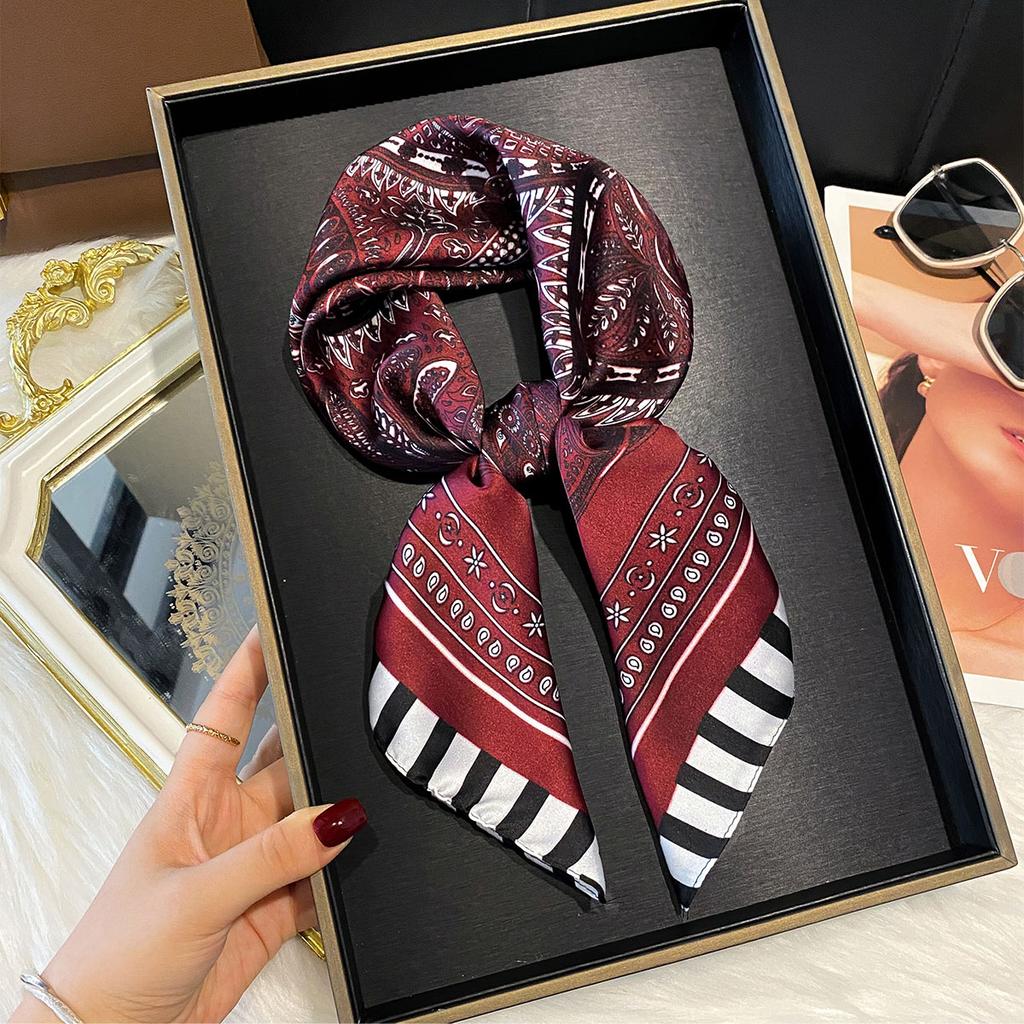 Women Luxury Print Silk Square Scarf Spring Neck Tie Shawl Hijab Wraps Female 70cm Hair Hand Wrist Headkercheif Bandana