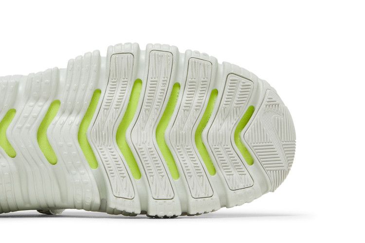 Damen Sneaker Nike Free Metcon 5 Premium Summit White Sea Glass (Damen)