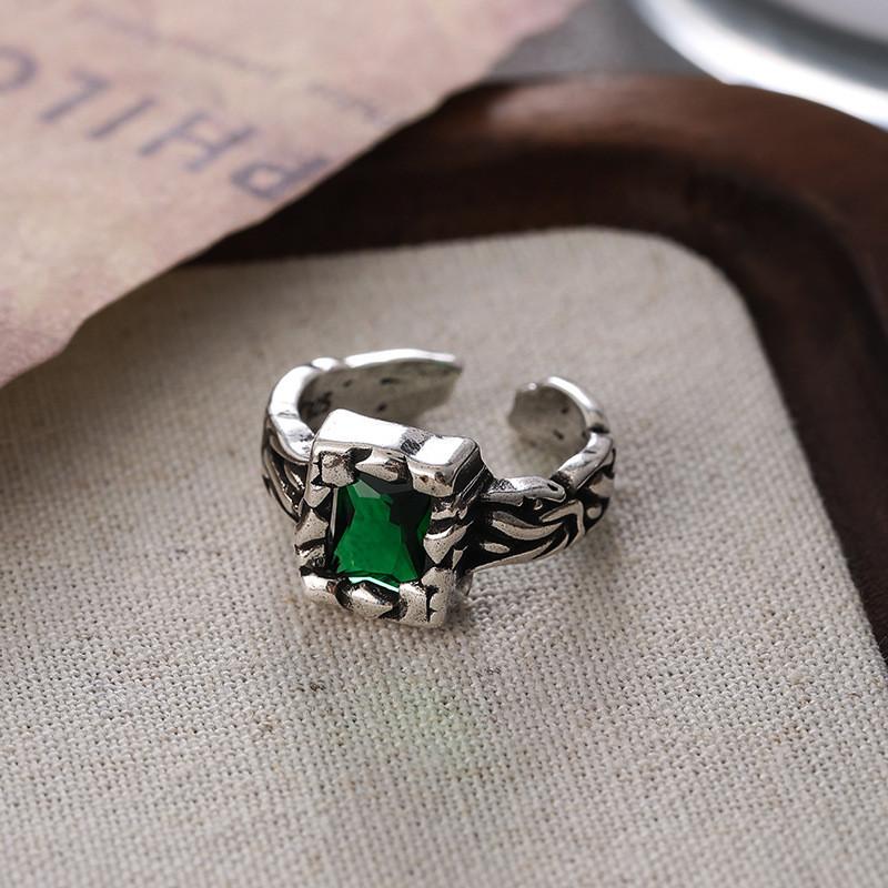 Fashionable Green Zircon Copper Ring For Women With Vintage Geometric Design Adjustable Size