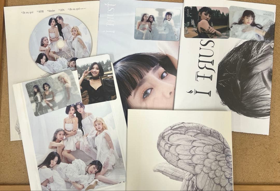 

[Б/В] I-DLE (Г)I-DLE “I TRUST” Альбом Справжня Брехня