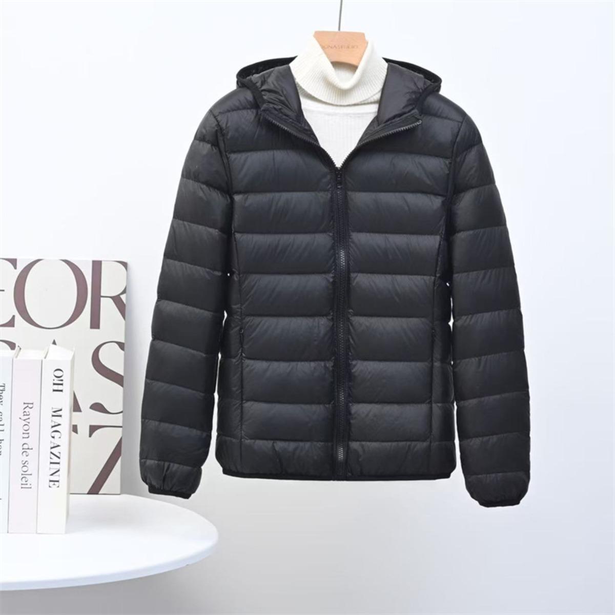 

2026 Autumn Winter New Women s Lightweight Down Jacket Short Hooded Slim Plus Size White Duck Down Coat 4XL [150-82.5 kg] чорний
