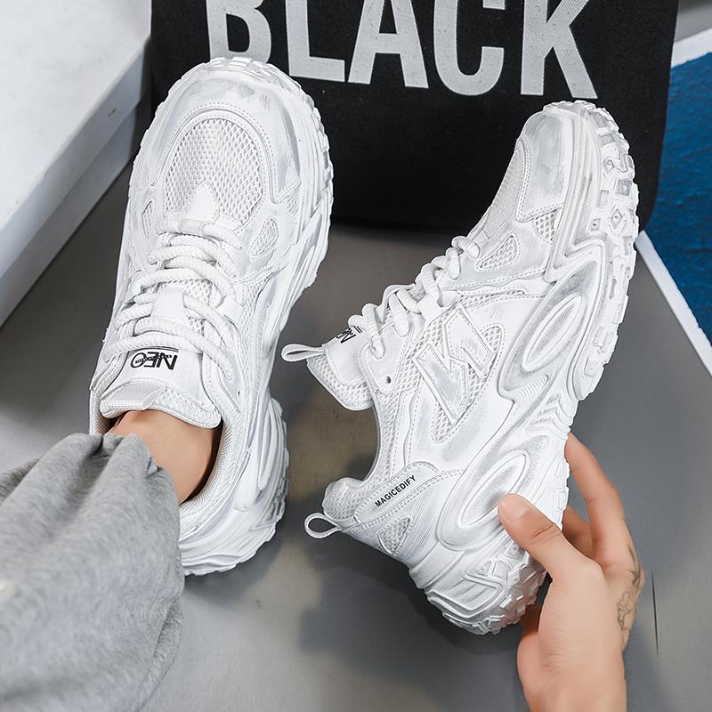 New Fashion Men 's Four Seasons Comfortable Thick Sole Shoes Students BoysTrending Soft Sole Breathable Casual Running Sneakers