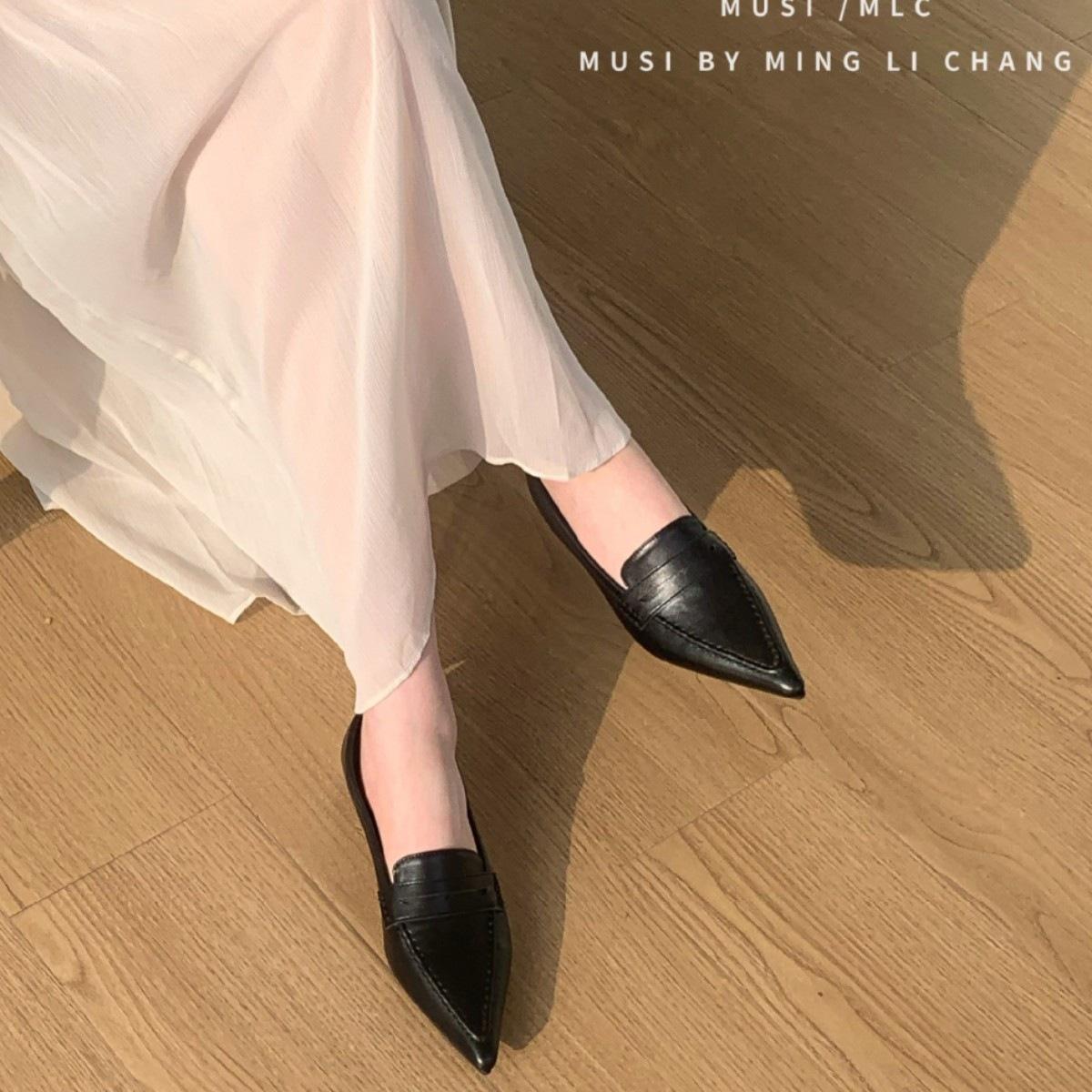 Brown Retro Pointed Thick Heel Small Leather Shoes Women S Commuting Temperament One Pedal Loafers Versatile Method 35 5390₽