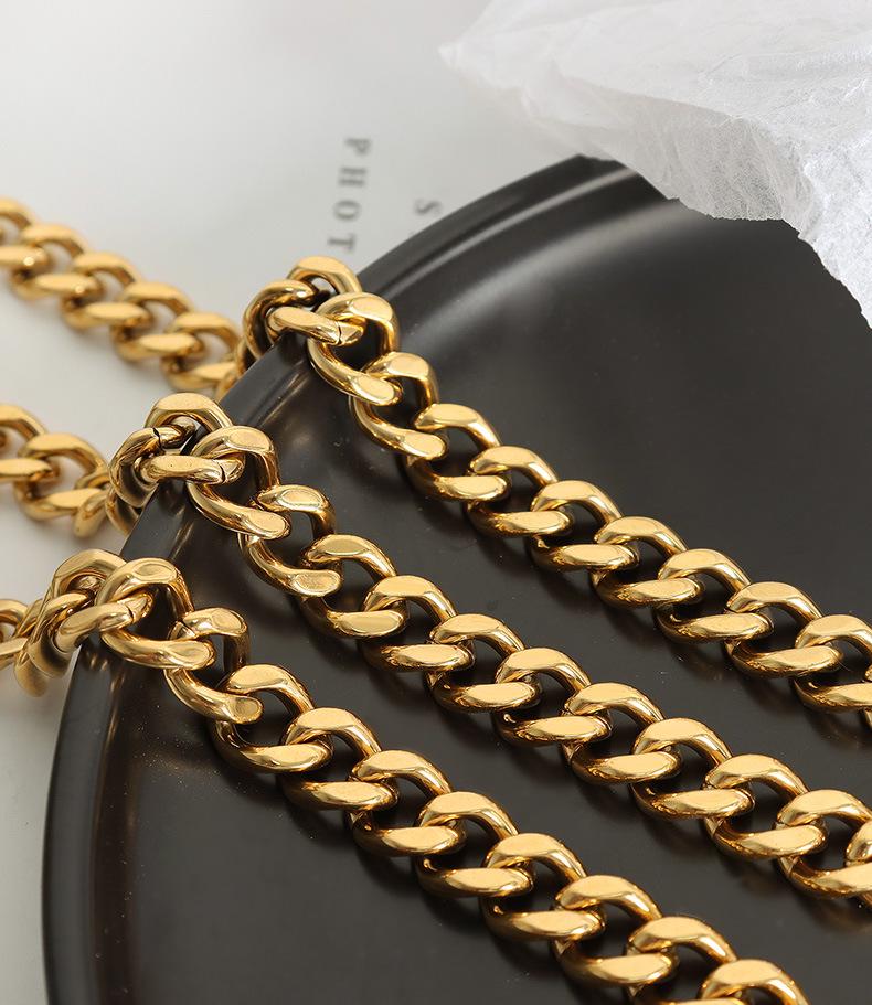 French Light Luxury Geometric Chunky Chain Bracelet, Gold-Plated Titanium Steel, Unique Design Jewelry Accessory