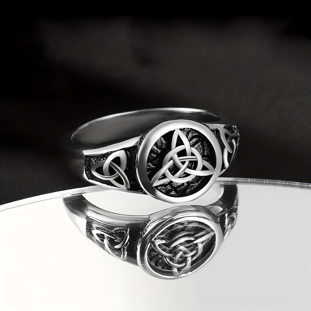 Vintage Celtic Knot Trinity Ring Witch Celtic Amulet Finger