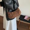 Underarm bag women's large capacity 2025 new autumn and winter retro versatile leopard print shoulder messenger bag commuter dumpling bag