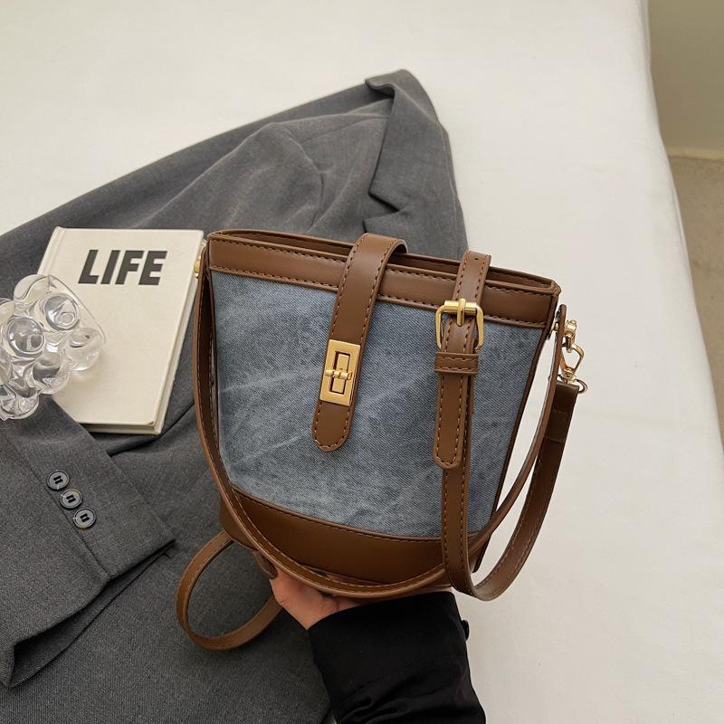 Ins Texture Handbag Women's 2025 New Fashion Small Bag Retro Bucket Bag Shoulder Bag Messenger Bag