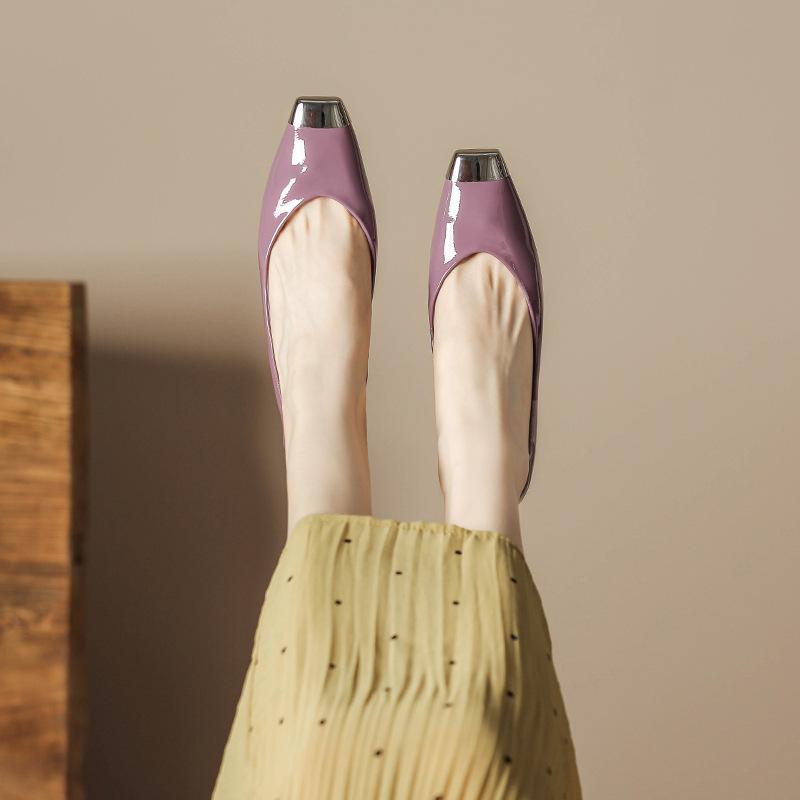 

H986-1 Ранняя весна 2025 новая женская обувь железный носок толстый каблук высокие каблуки маленький ароматный стиль Майяр квадратный носок обувь дети 40