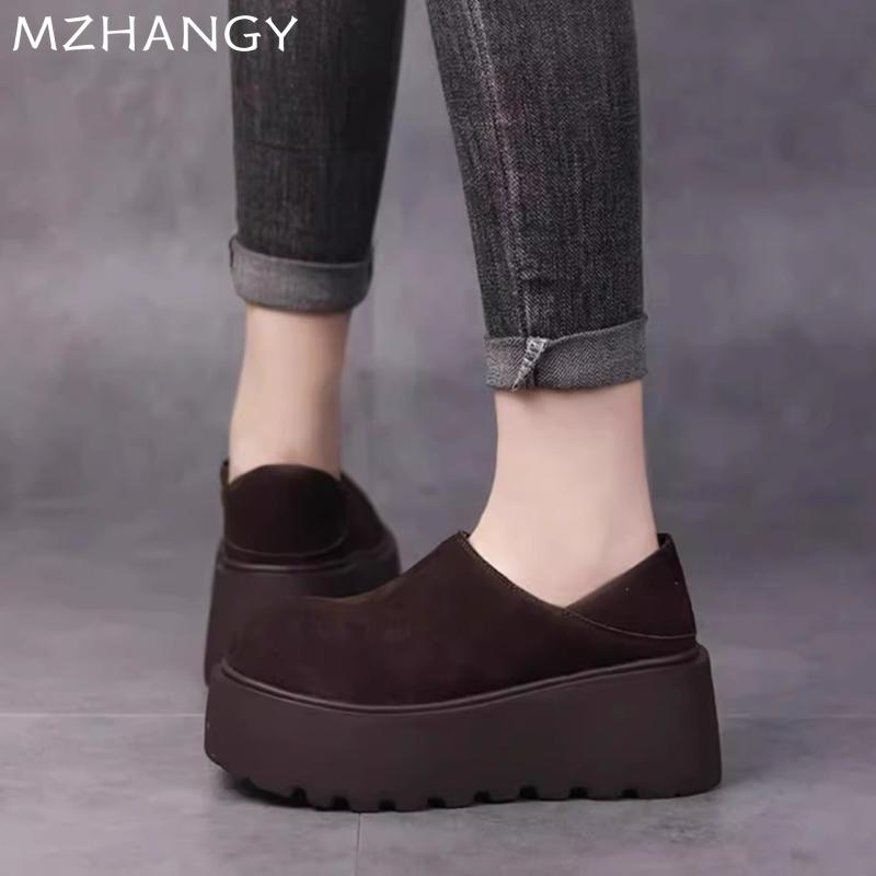 Fashion Women Suede Snow Boots Platform Flats Shoes Woman 2025 Trend Fashion Winter Cozy Walking New Ankle Motorcycle Boots Mujer Botas