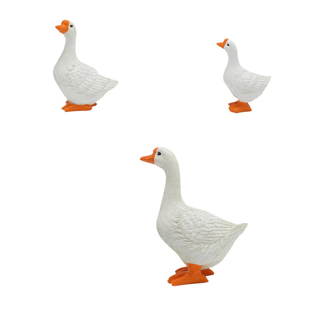 Goose Figurine, Resin Goose Family Statue with Lifelike Design, Outdoor Garden Decor for Patio Lawn and Home