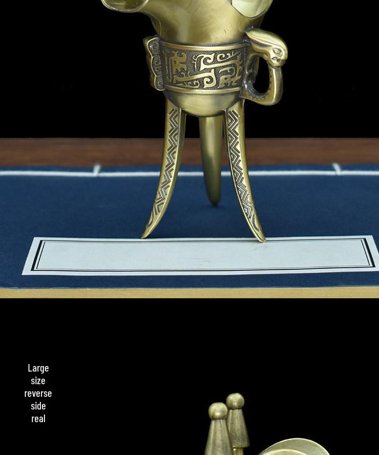 Antique Imitation Bronze Qianlong Jue Cup – Three-Legged Wine Vessel for Weddings and Film Props