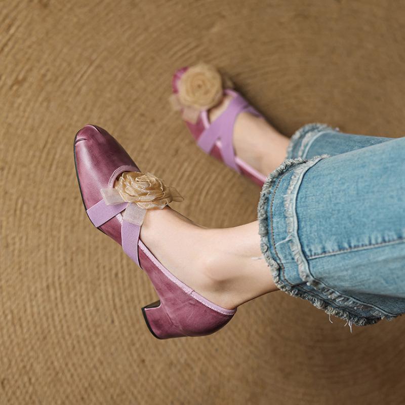 Four seasons wear square heel single shoes new fashion single shoes women's solid color casual leather large size shoes light mouth low top beef