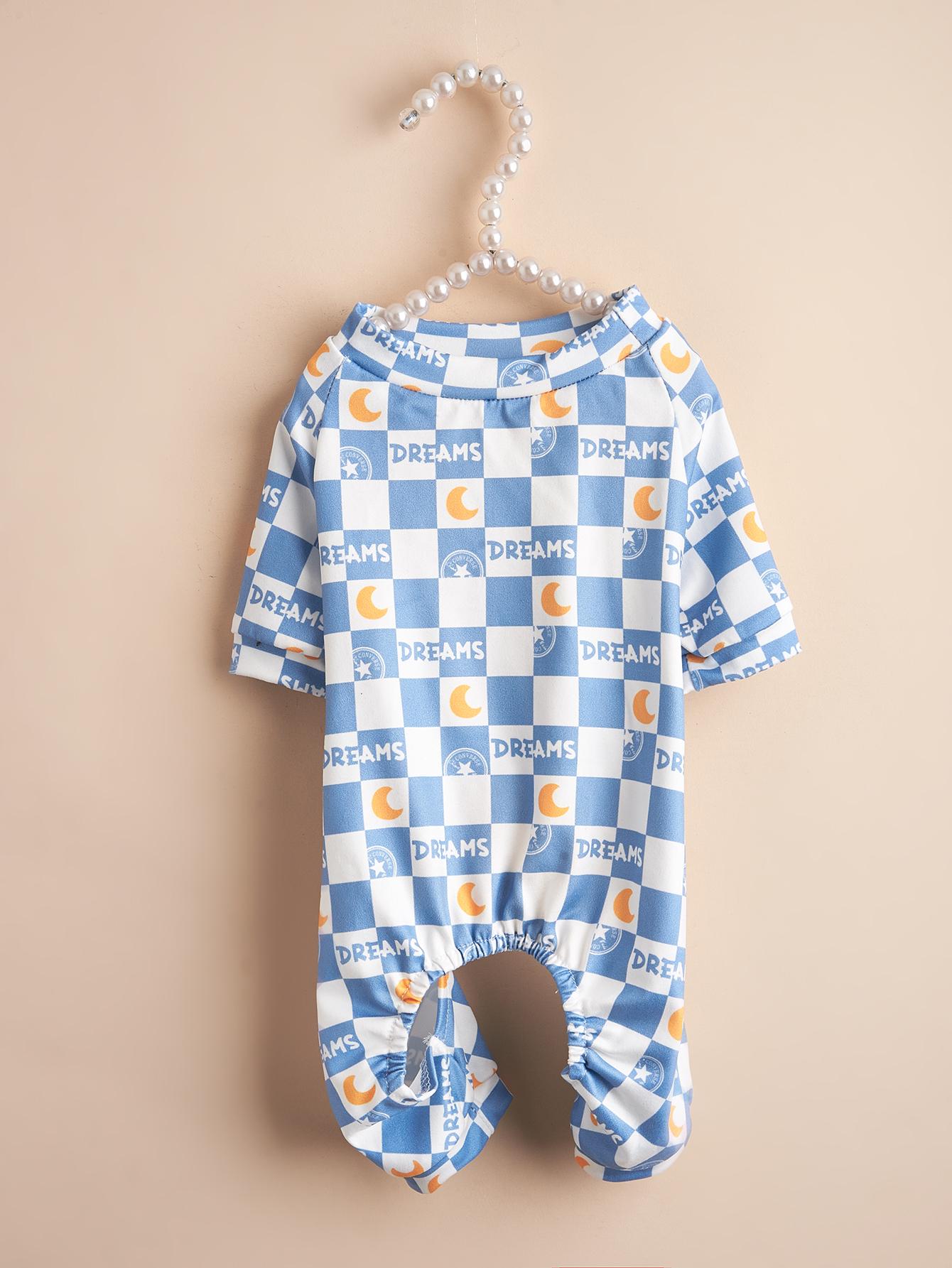 

Pet Clothes Checkered Pajamas for Small Dogs Cats, Soft Comfortable Four - Legged Jumpsuit, Cute Moon & DREAMS Print Outfit M синій