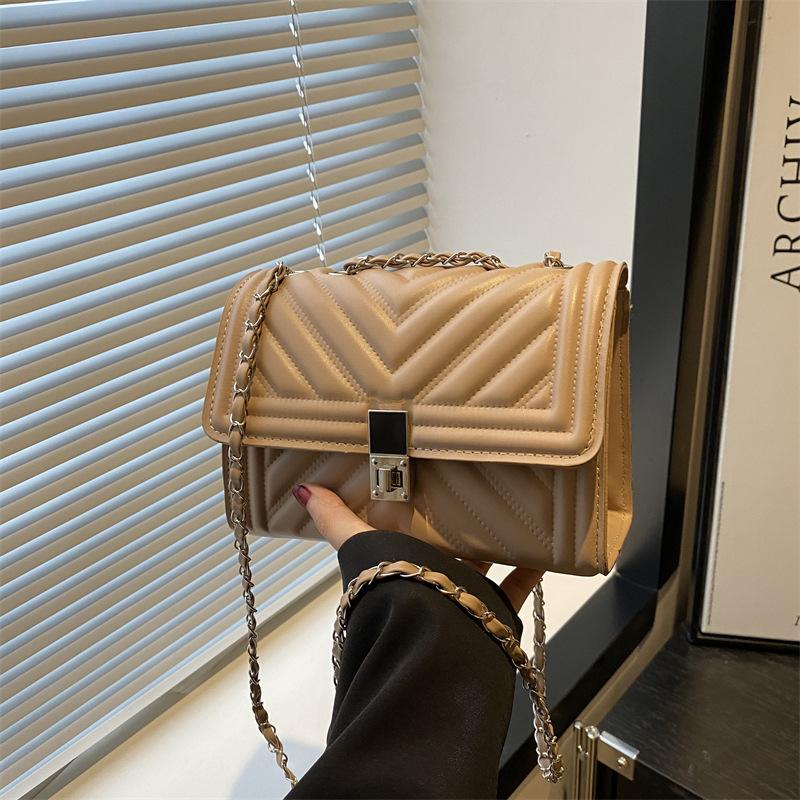Premium Small Square Bag Spring and Summer New Fashion Trend Chain Messenger Bag Simple Shoulder Underarm Bag Women