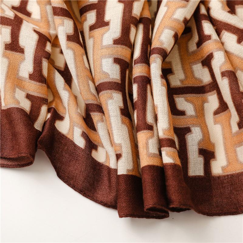 Letter H Color Matching Scarf Women's Winter Fashion Air Conditioner Shawl Warm Scarf Yarn Beach Scarf Silk Scarf
