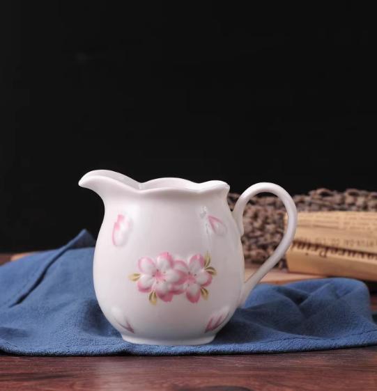 

Cherry Blossoms Ceramic Milk Jug White Pink Milk Cup Candy Jar Coffee Accessories Coffeeware Milk Tank Decoration Storage Tank білий