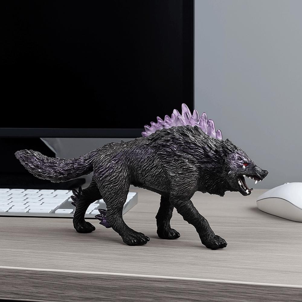 Plastic Simulated Solid Animal Model Shadow Wolf Warcraft Mythical Series Toys  Desk Decor