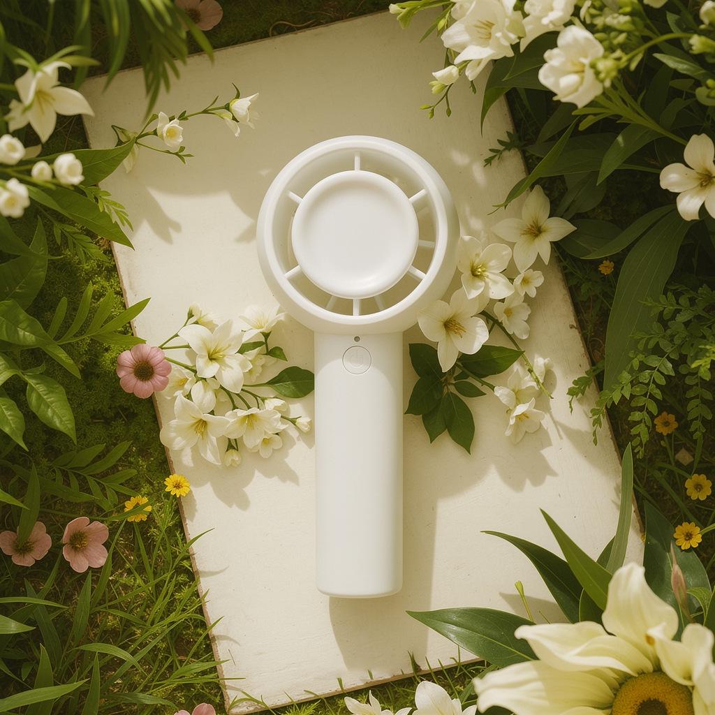 

Portable Cartoon Fan: USB Rechargeable Silent Mini Fan with Phone Holder & Strong Wind Power Factory/Wholesale/Export/Cross-border