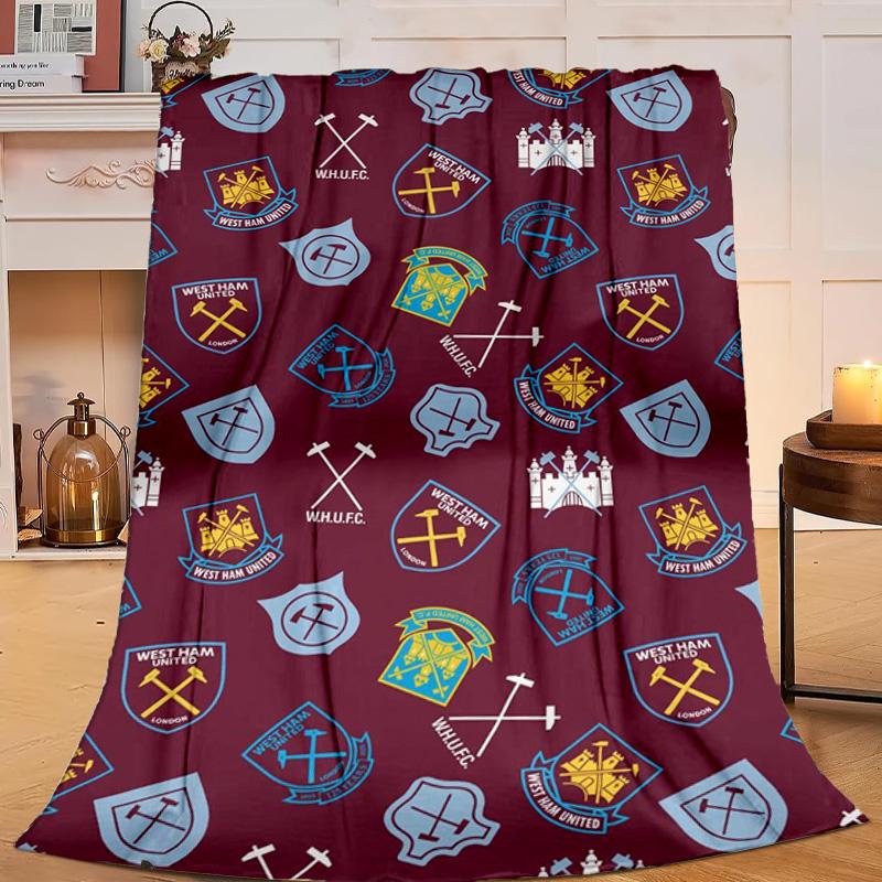 1PC Football Club Emblem Flannel Blanket Gift, Suitable for Both Men And Women, Soft Ideal for Beds And Sofa, Birthday Or Christmas Gift
