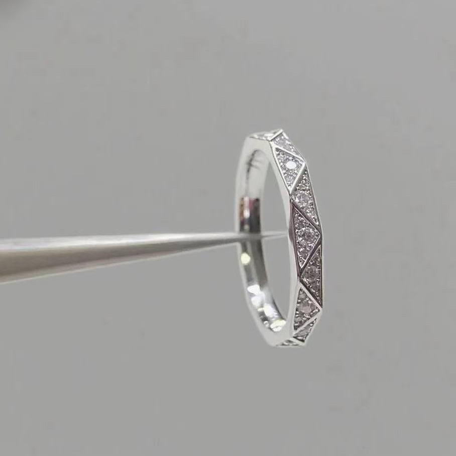 Elegant Women's Minimalist Non-Fading High-End Cold Style Ring