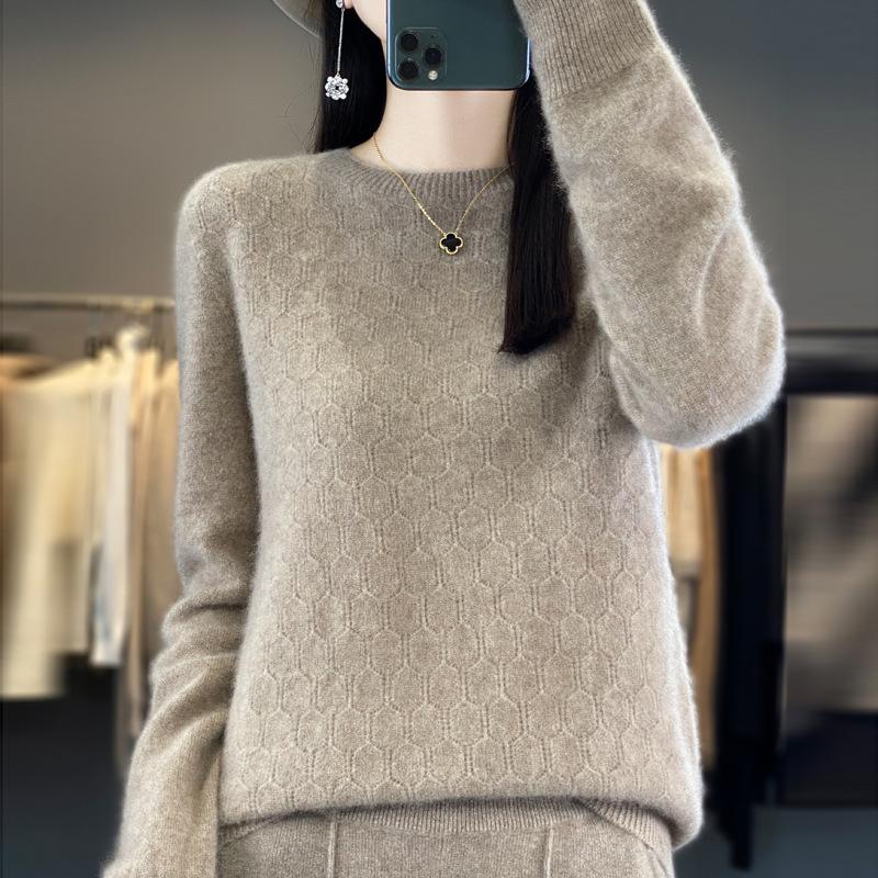 Latest Round Neck Sweater for Women In Autumn and Winter Soft and Warm Cashmere Sweater for Women High-end Base Blouse Hollow Versatile Sweater