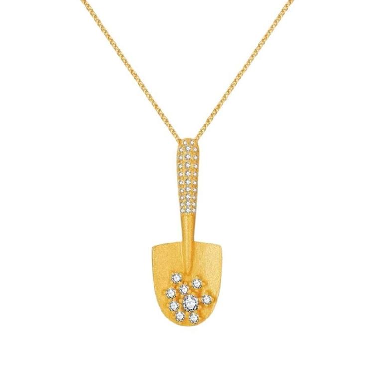 

Sweetheart Necklace Featuring Diamonds Inlays Elegant Designs High End Alloy Portable Accessory for Trendy Ladies 1