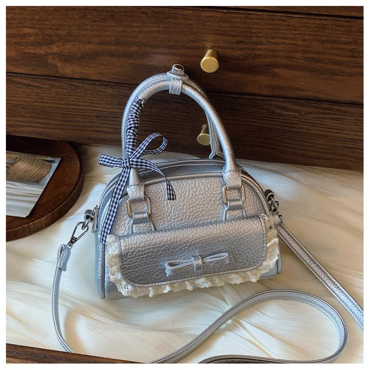 2025 summer new fashion trend women's casual foreign style niche design shell bag texture shoulder messenger bag