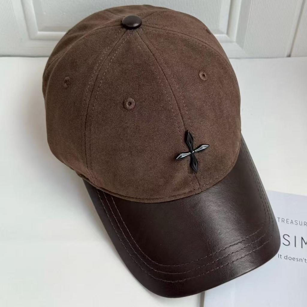 New soft top polished cotton baseball cap for women, simple and fashionable peaked cap, small face, solid color hat for men