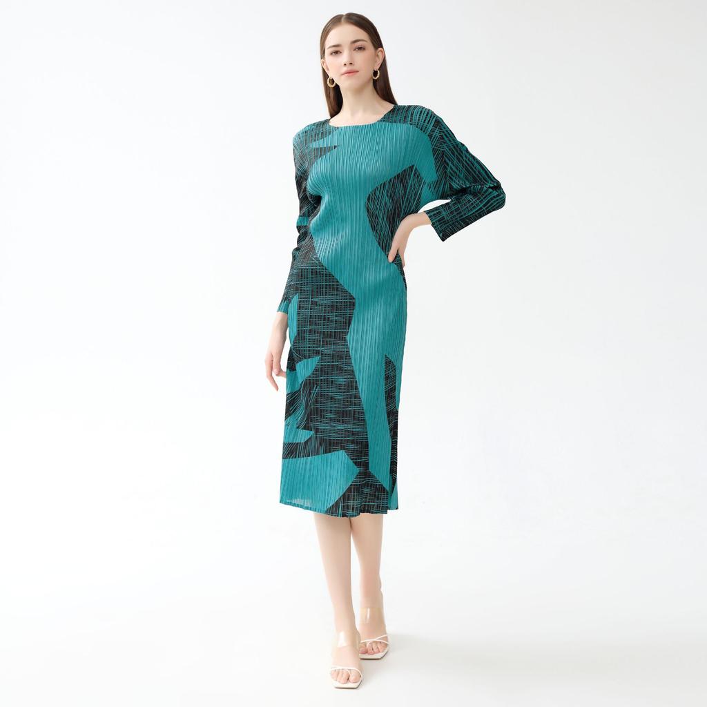 Elegantes A-Linien-Damenkleid: Frühling 2025, Rundhalsausschnitt, Kontrastfarbe, Lässiger Stil, Slim Fit, Langarm.