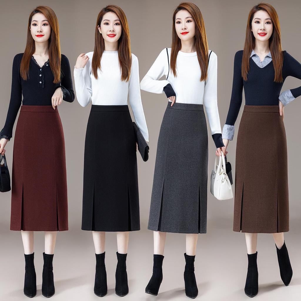 Autumn 2025 Bestseller: Versatile High-Waisted Pleated Skirt with Slit - Loose, Casual, and Flattering
