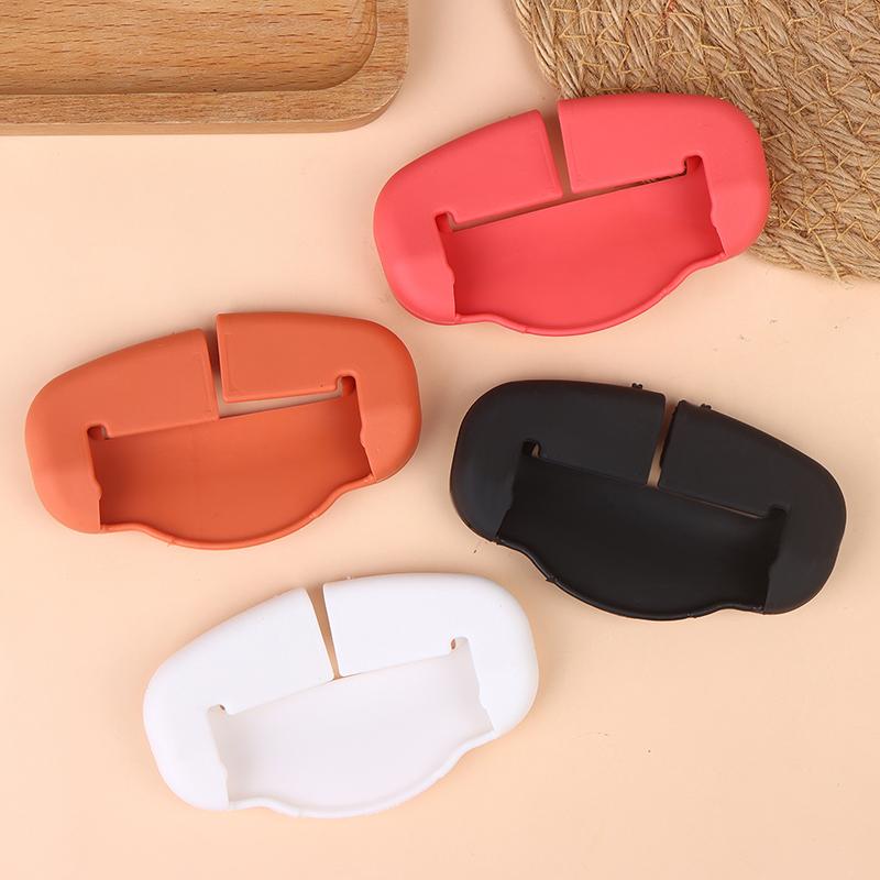 2Pcs Seat Belt Buckle Cover Anti-Scratch Rubber Car Seat Buckle Protector Clip Protection Cover Universal For Suv Sedan