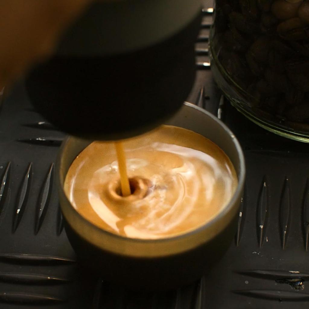 WACACO Minipresso GR2 Manual Espresso Machine for Compatible Coffee Portable Coffee Machine with 18 Bar Manual Operation Push-Button Powders,