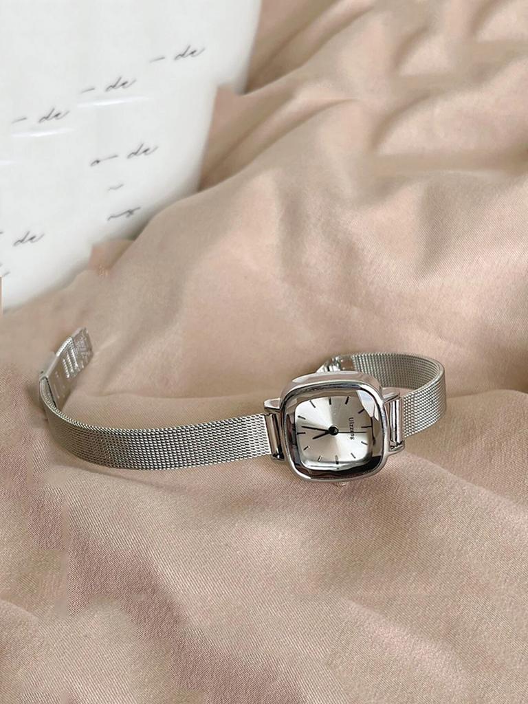 Mode Damen Kleine Zifferblatt Quarz Mesh-Armbanduhr