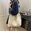 Elegant Flower Handbag Shoulder Bag High Capacity  Delicate Bag Versatile Trend Women Commuter Armpit Bag Fresh Style